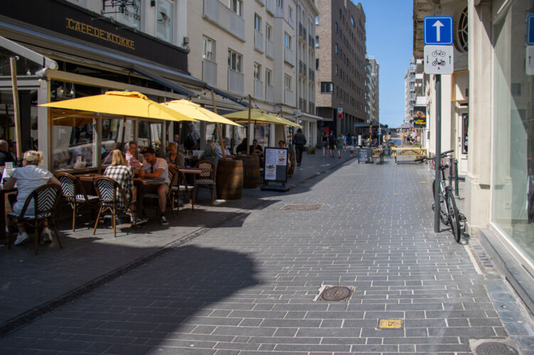 2024 Oostende winkelstraat Agora LR 8