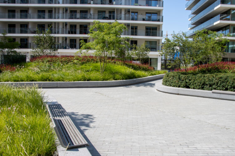 2024 Skytowers Oostende station Agora LR 58